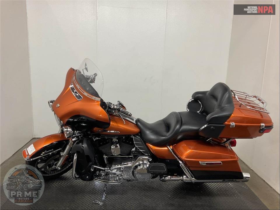 2014 Harley-Davidson FLHTK ELECTRA GLIDE ULTRA LIMITED — фото 3