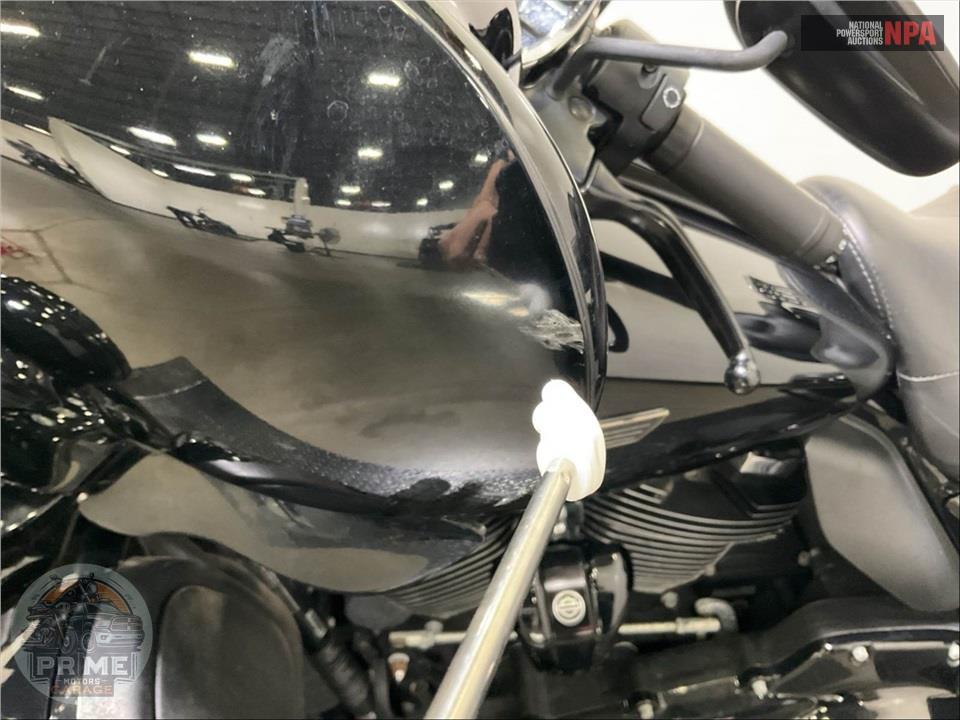 2023 Harley-Davidson FLHTK ELECTRA GLIDE ULTRA LIMITED — фото 15