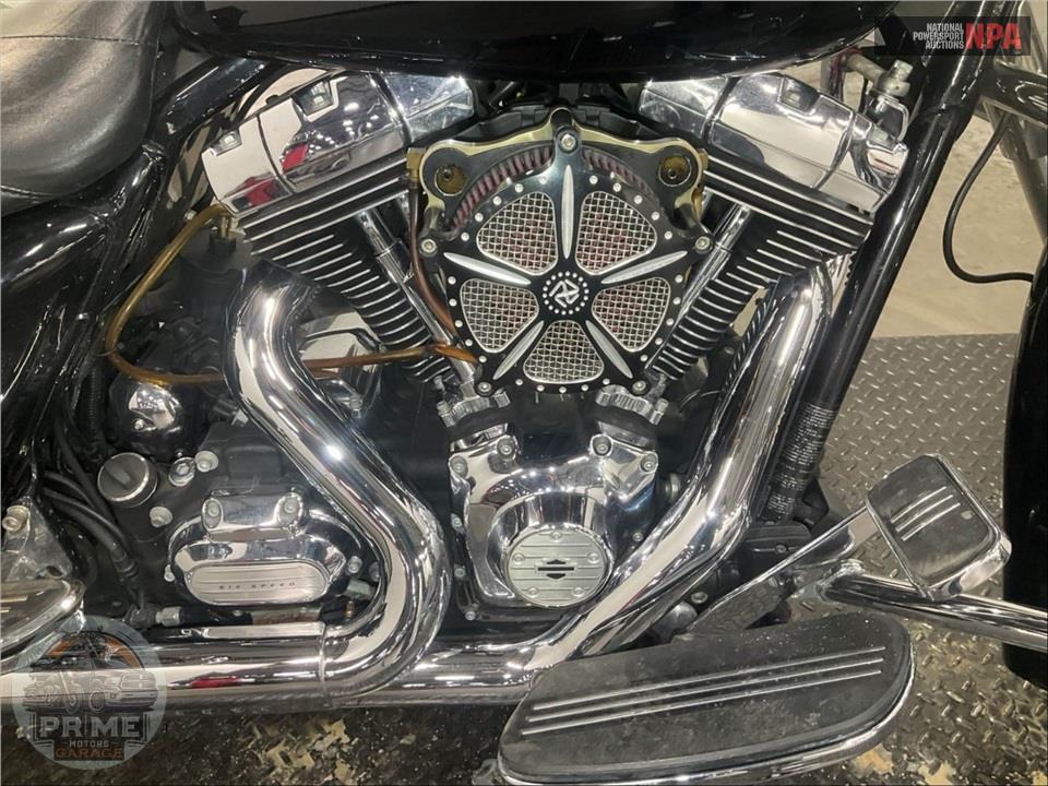 2013 Harley-Davidson FLHX STREET GLIDE — фото 6