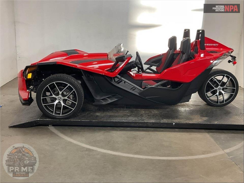2016 Polaris SLINGSHOT SL — фото 3