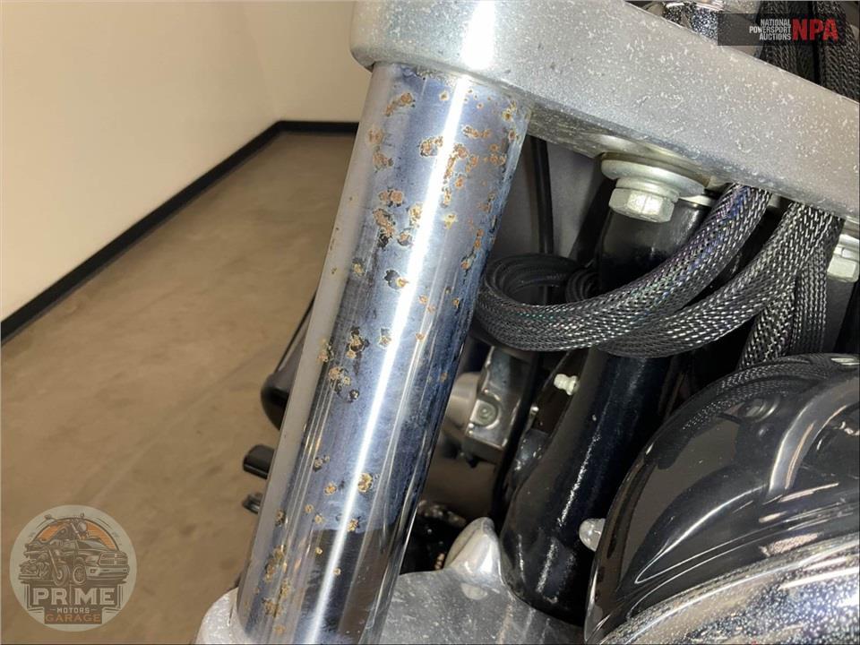 2017 Harley-Davidson FXSB BREAKOUT — фото 24