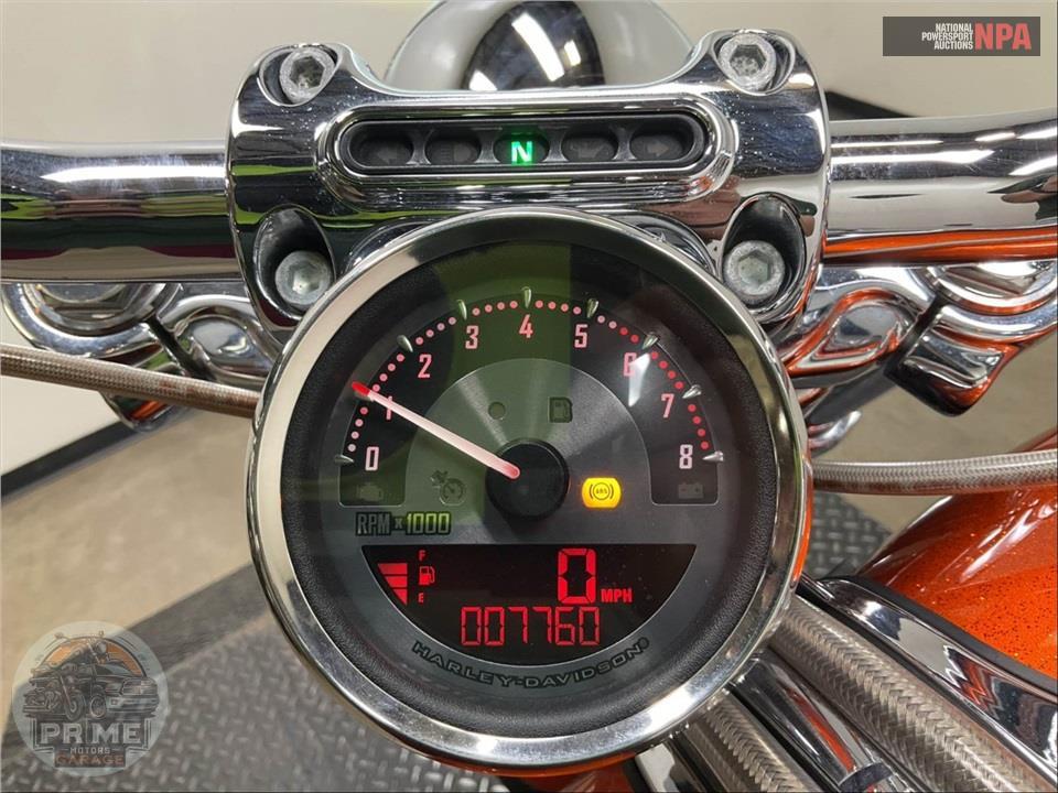 2014 Harley-Davidson FXSBSE CVO BREAKOUT — фото 5