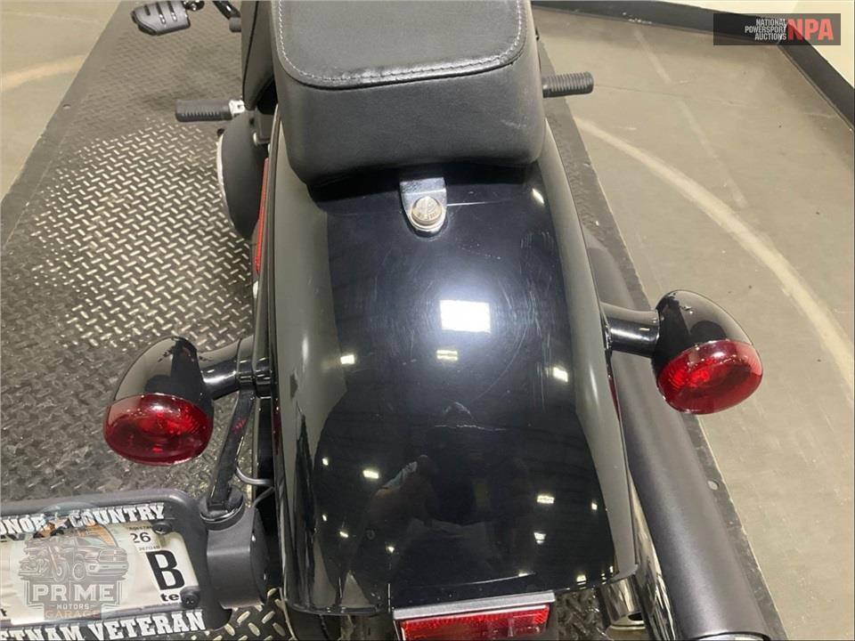 2019 Harley-Davidson FXBB STREET BOB — фото 19