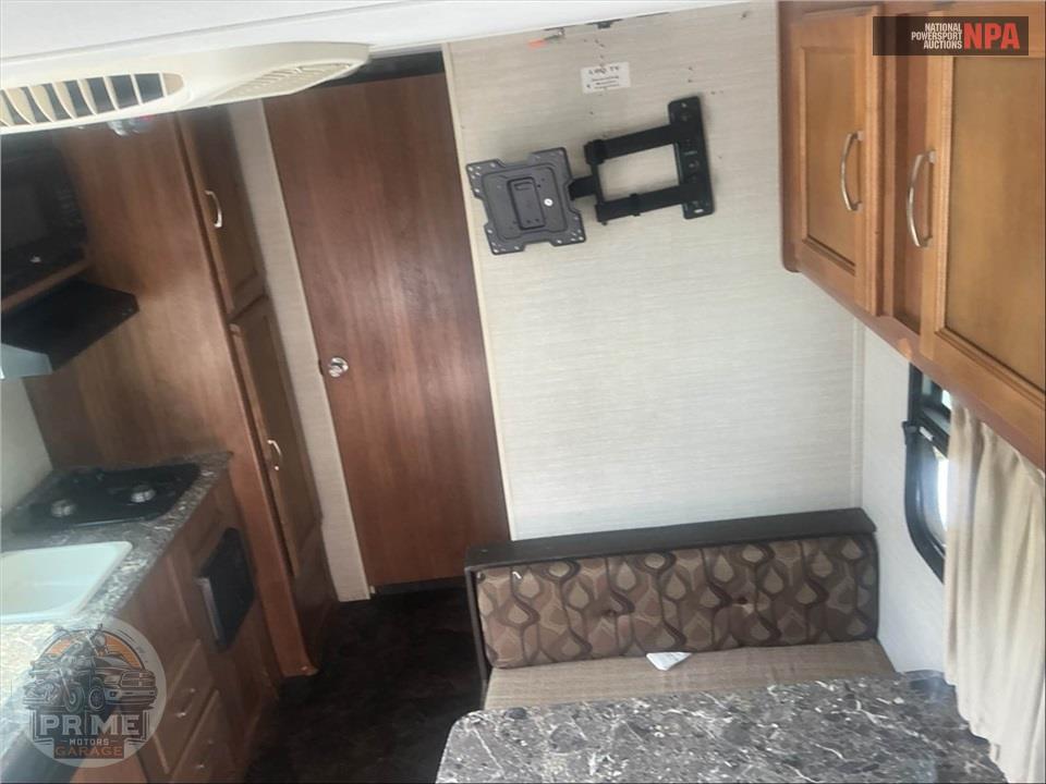 2016 Keystone Rv M-1800 BH SUMMERLAND MINI SERIES — фото 9