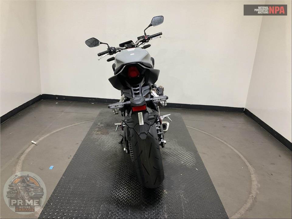 2024 Honda CB650RAC E-CLUTCH — фото 3