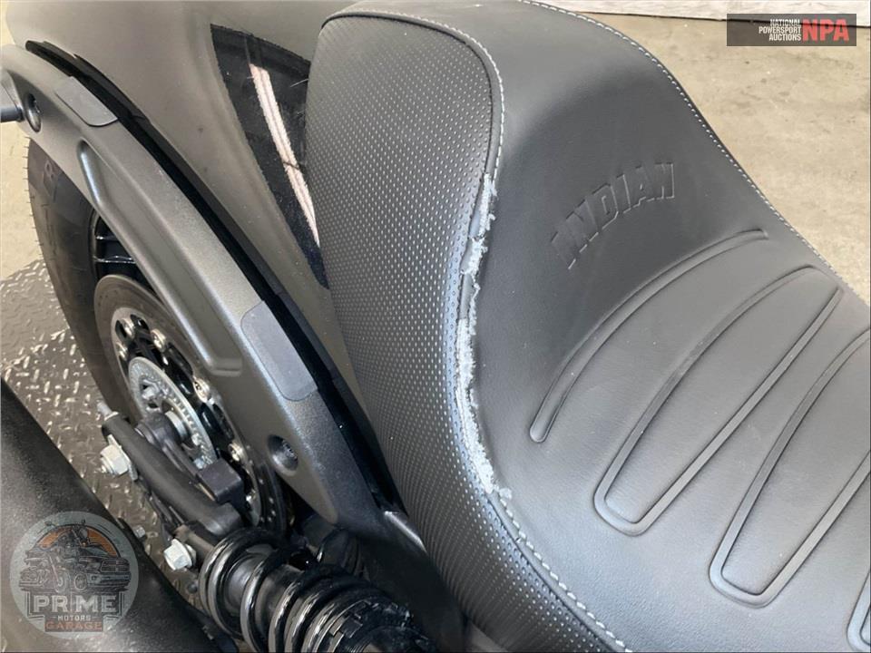 2023 Indian Motorcycle SCOUT ROGUE (ABS, BLACK METALLIC) — фото 24