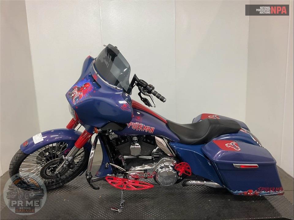 2014 Harley-Davidson FLHXS STREET GLIDE — фото 3