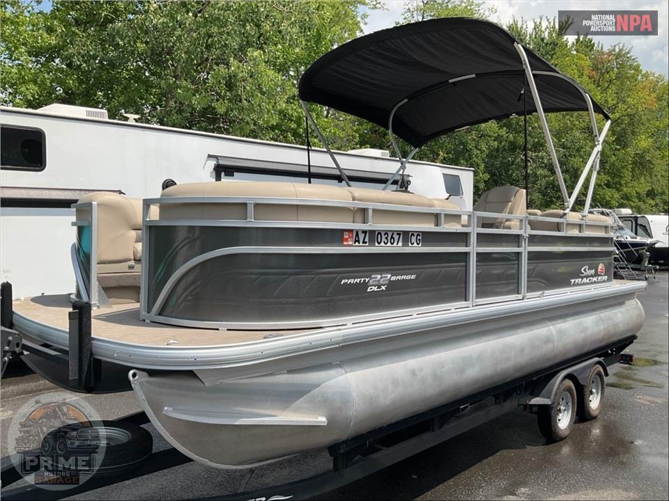 2024 Sun Tracker PARTY BARGE 22DLX L=22/ E=1-150HP MERCURY OB — фото 2