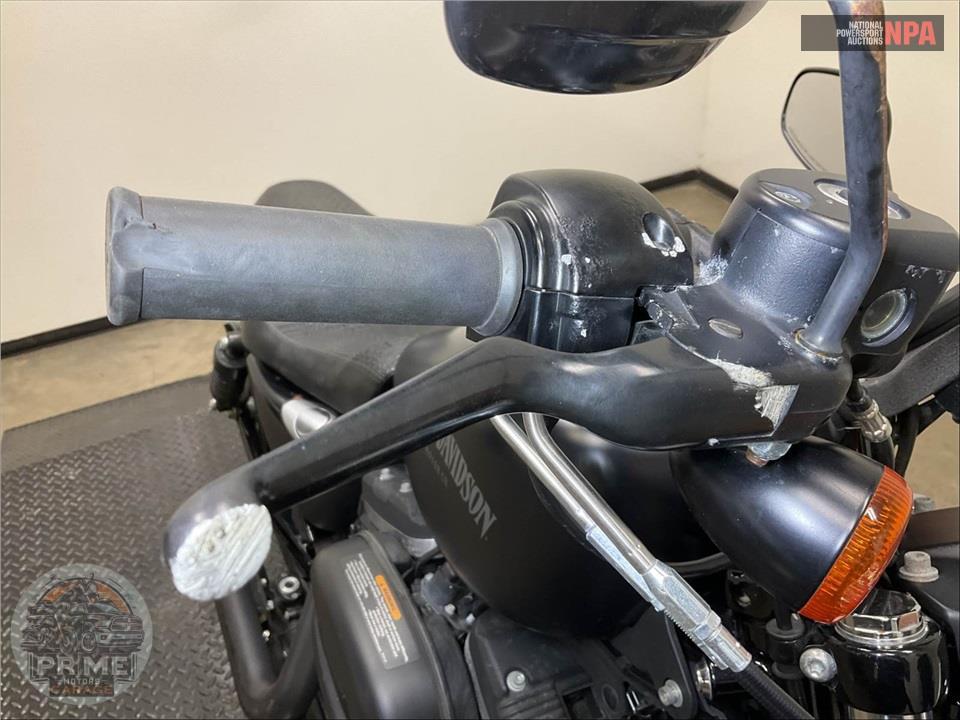 2015 Harley-Davidson XL883N IRON — фото 35