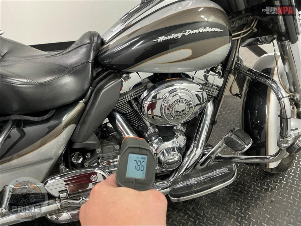 2013 Harley-Davidson FLHTCUSE8 SCREAMIN EAGLE — фото 8