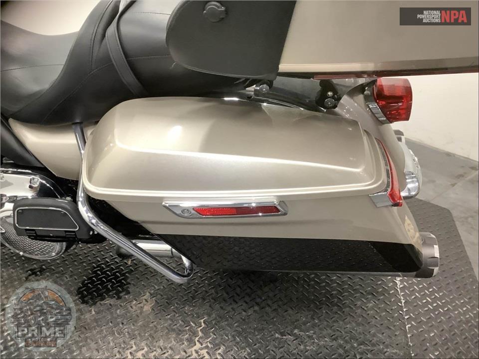 2018 Harley-Davidson FLHTK ULTRA LIMITED — фото 18