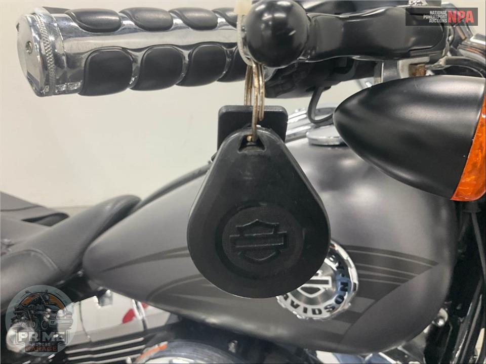 2017 Harley-Davidson FXSB BREAKOUT — фото 12