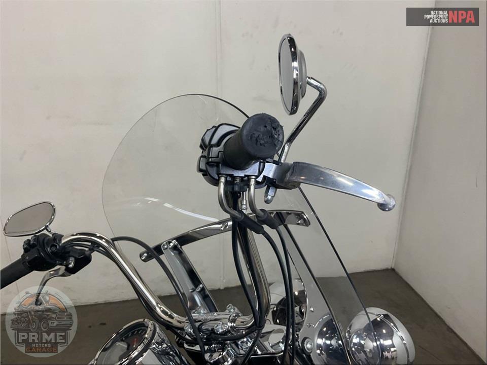 2015 Harley-Davidson FLSTC HERITAGE SOFTAIL CLASSIC — фото 10