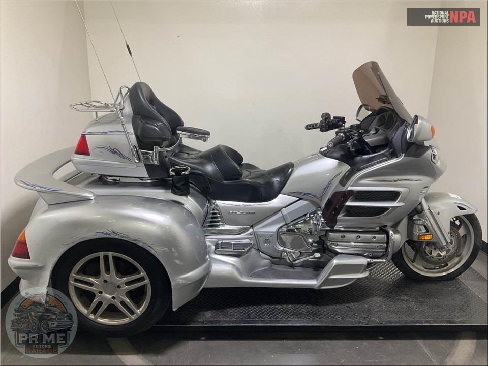 2005 Honda GL18005 GOLDWING — фото 1