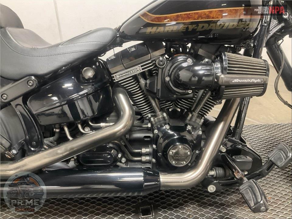 2016 Harley-Davidson FXSE CVO PRO STREET BREAKOUT — фото 6