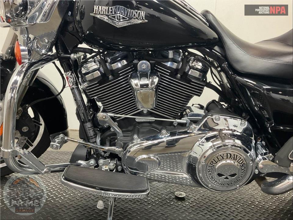 2018 Harley-Davidson FLHR ROAD KING — фото 7