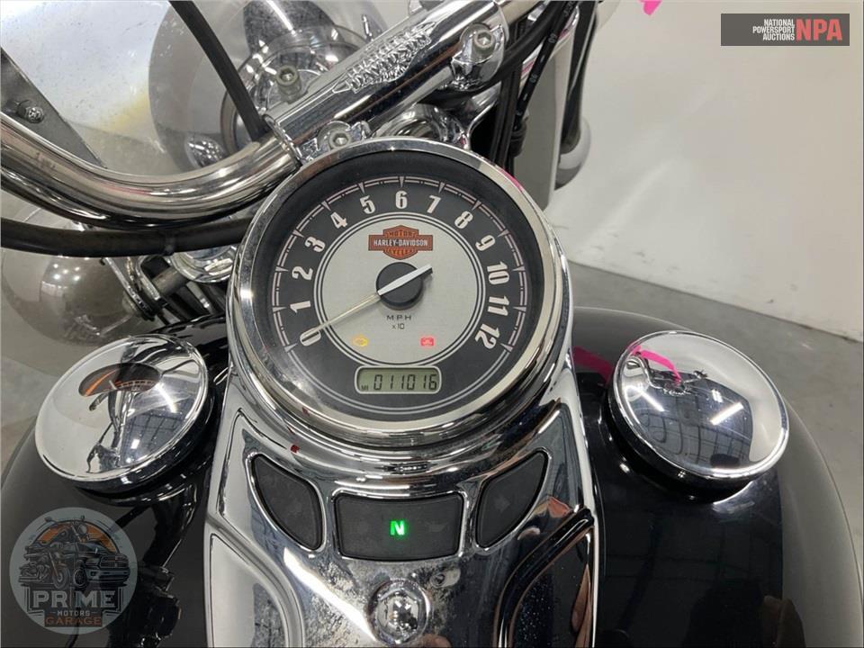2010 Harley-Davidson FLSTC HERITAGE SOFTAIL CLASSIC — фото 5