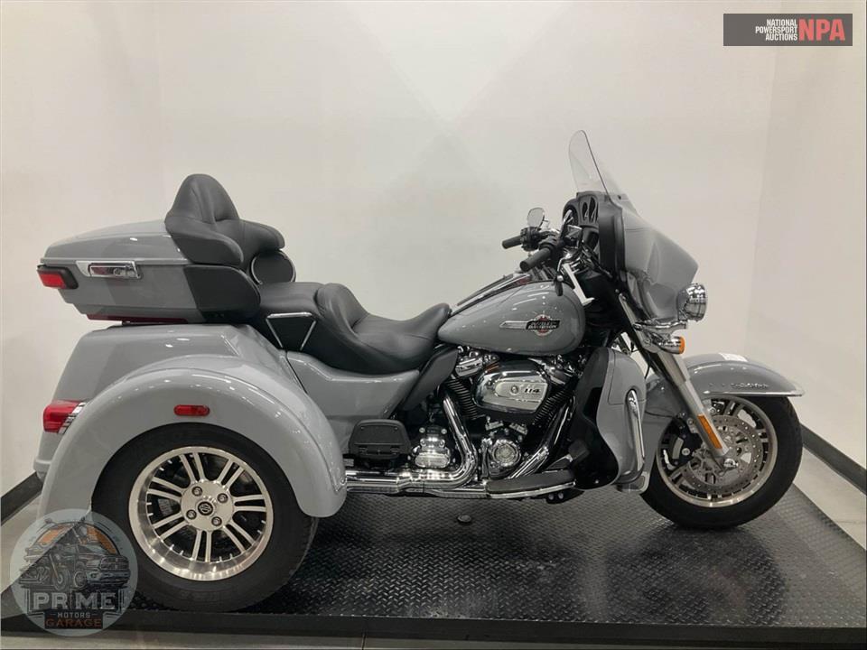 2024 Harley-Davidson FLHTCUTG TRI GLIDE ULTRA CLASSIC — фото 1