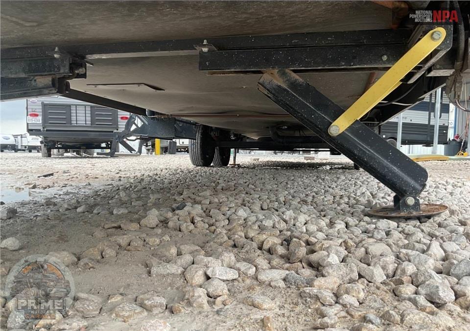 2019 Keystone Rv M-32 RLI COUGAR SERIES — фото 24