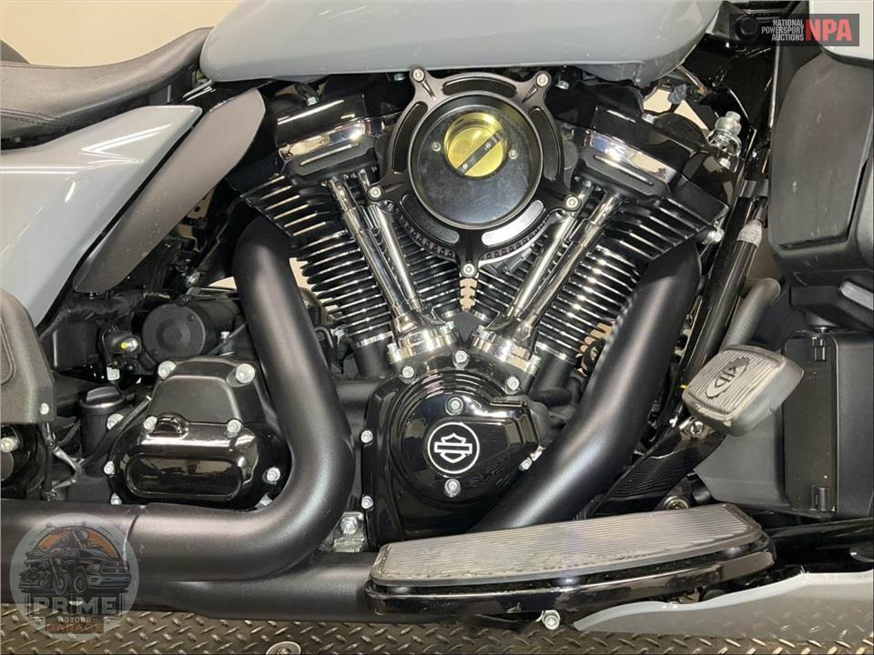 2025 Harley-Davidson FLHXU STEET GLIDE ULTRA — фото 6