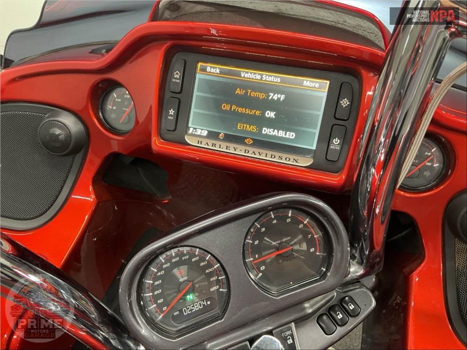 2018 Harley-Davidson FLTRXSE CVO ROAD GLIDE — фото 5