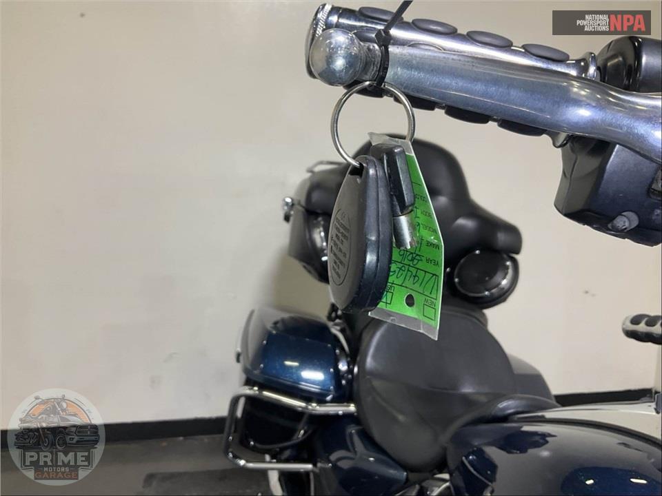 2016 Harley-Davidson FLHTCUL ULTRA CLASSIC LOW — фото 12