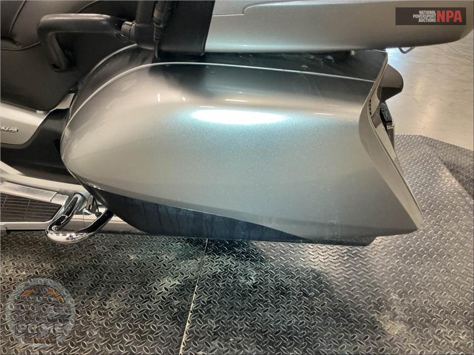 2013 Honda GL18HPMD GOLDWING — фото 15