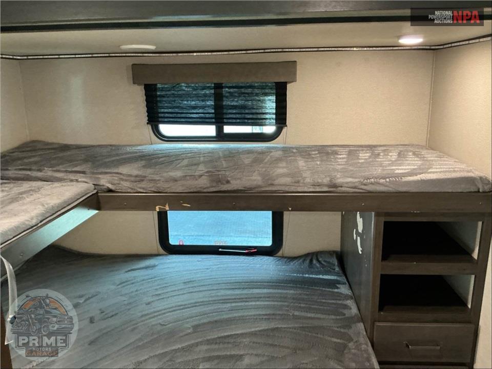 2023 Grand Design Recreational Vehicles M-297QB - TRANSCEND XPLOR SERIES — фото 18