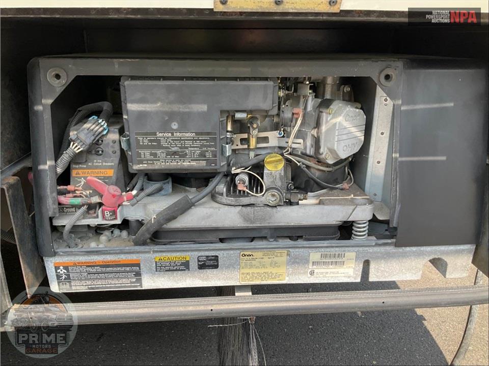 2006 Winnebago M-35A WORKHORSE ADVENTURER SERIES — фото 45