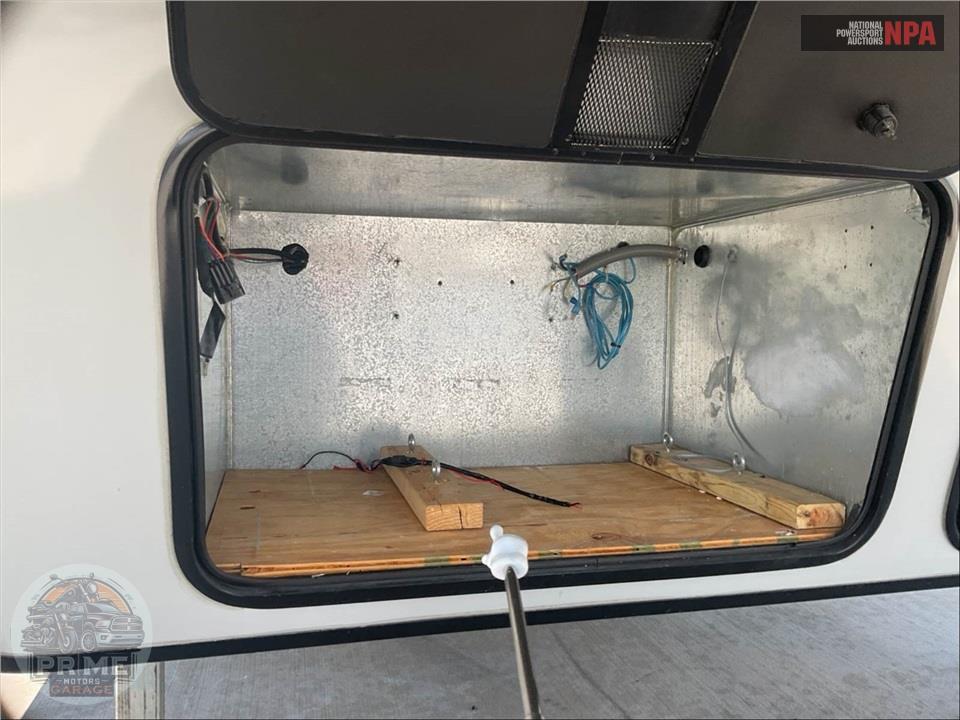 2019 Cherokee By Forest River M-325PACK13 - WOLF PACK TOY HAULER TOY HAULER SERIES — фото 47
