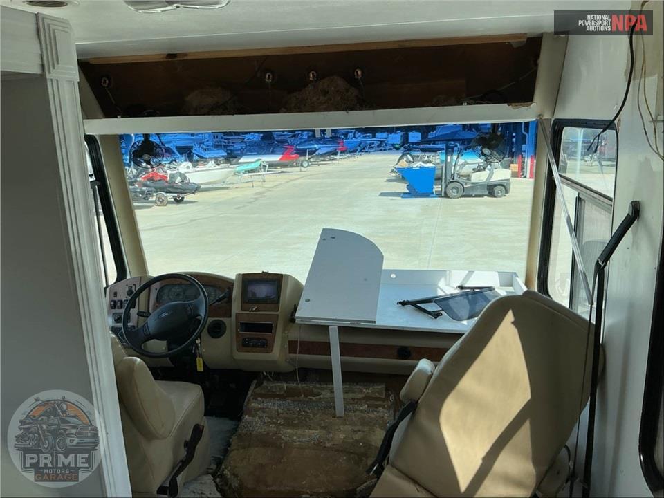 2012 Coachmen By Forest River M-34 BH FORD V10 - MIRADA SERIES — фото 17