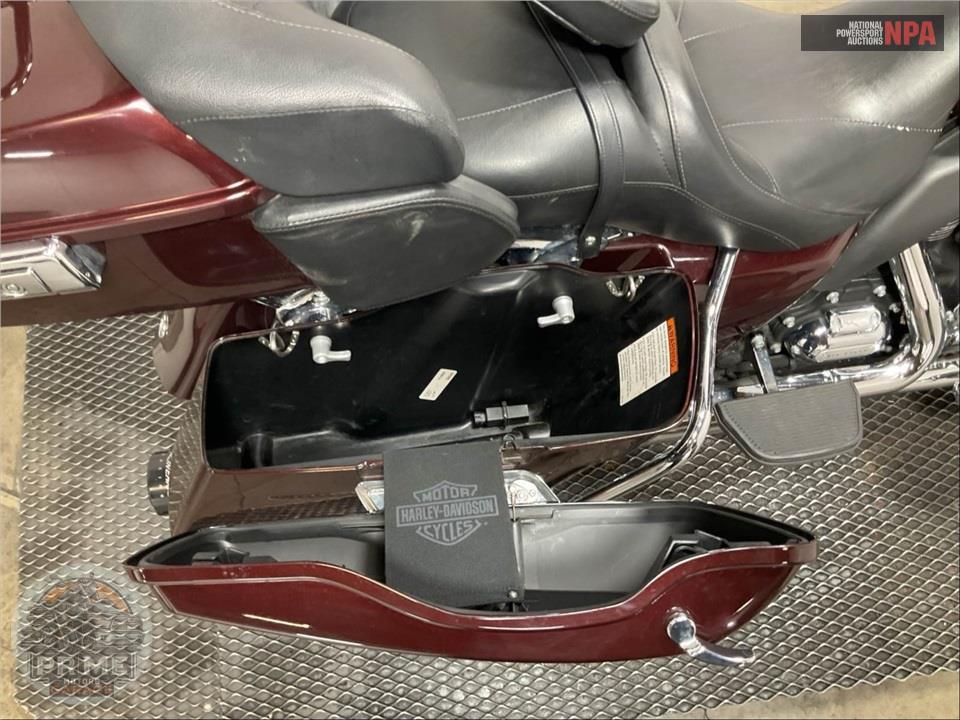 2021 Harley-Davidson FLHTK ULTRA LIMITED — фото 27