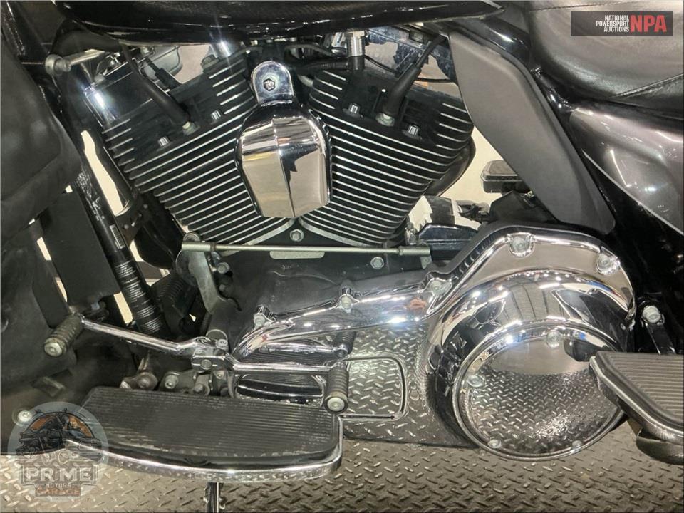 2014 Harley-Davidson FLHTK ELECTRA GLIDE ULTRA LIMITED — фото 7
