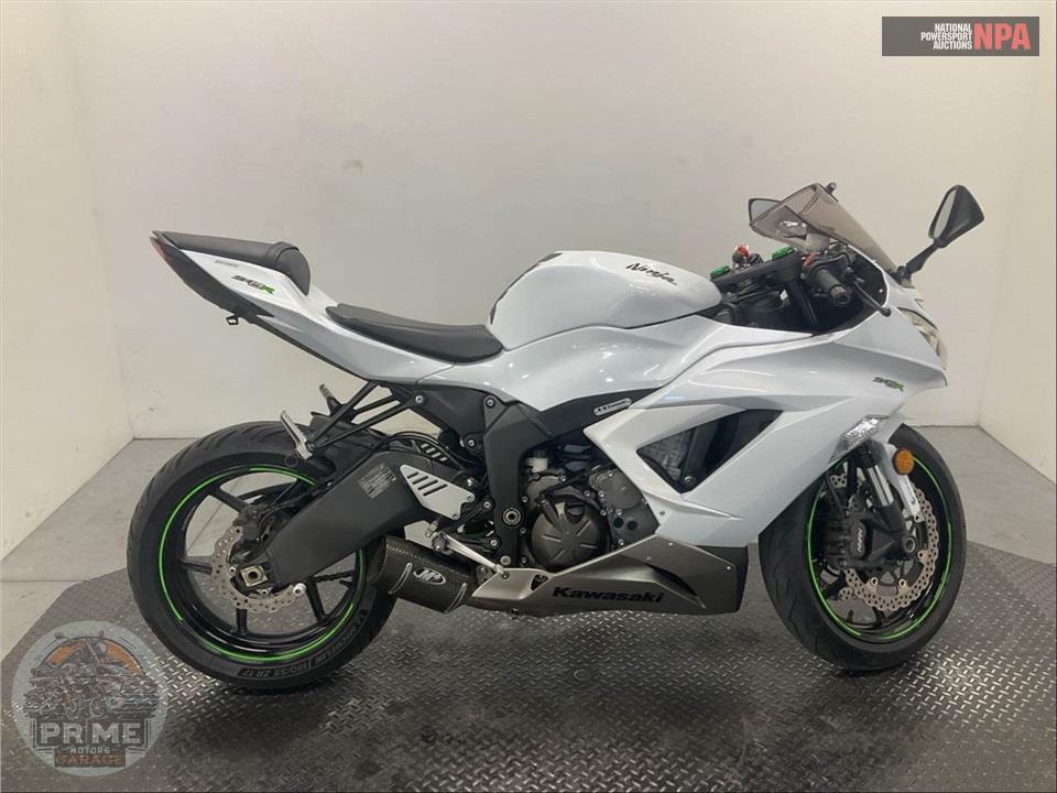 2017 Kawasaki ZX636EHFL NINJA ZX-6R — фото 1