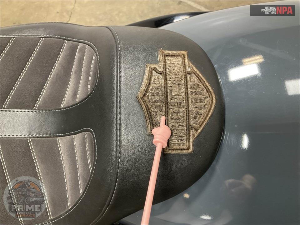 2017 Harley-Davidson FXSB BREAKOUT — фото 27