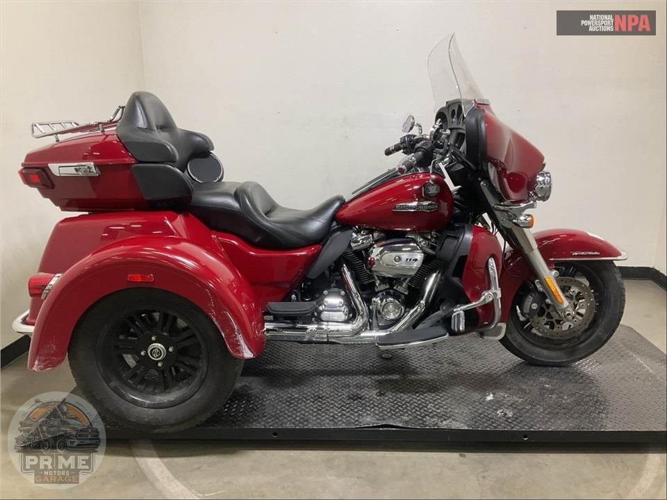 2021 Harley-Davidson FLHTCUTG TRI GLIDE ULTRA CLASSIC — фото 1
