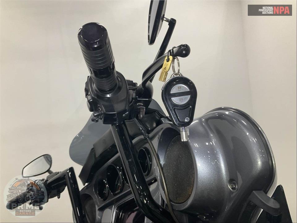2019 Harley-Davidson FLHTKSE CVO LIMITED — фото 12