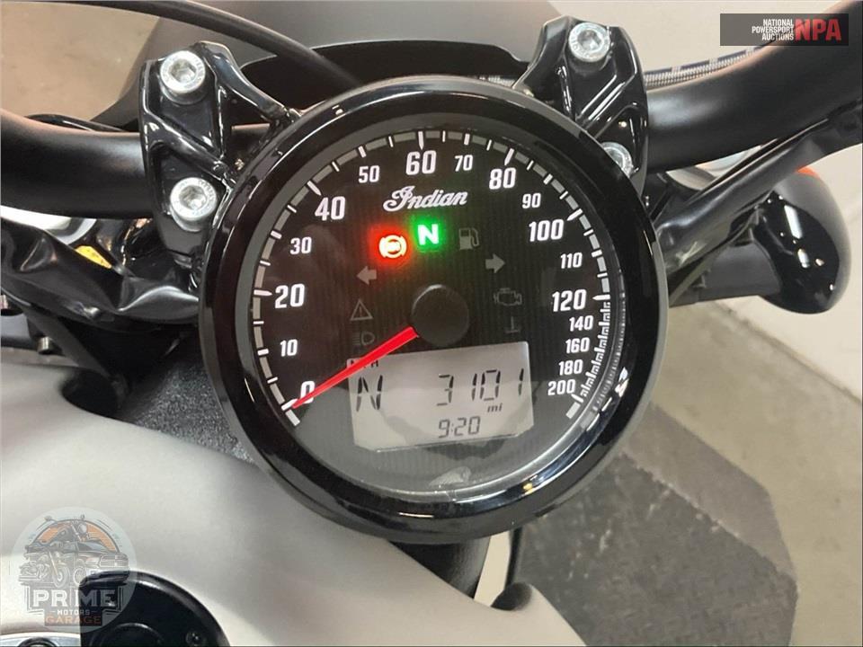 2022 Indian Motorcycle SCOUT BOBBER (ABS, SMOKE COLOR) — фото 5