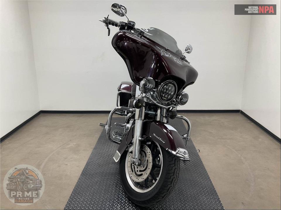 2006 Harley-Davidson FLHRCI ROAD KING CLASSIC — фото 2