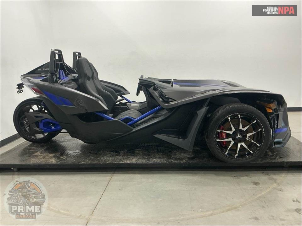 2023 Polaris SLINGSHOT R — фото 1