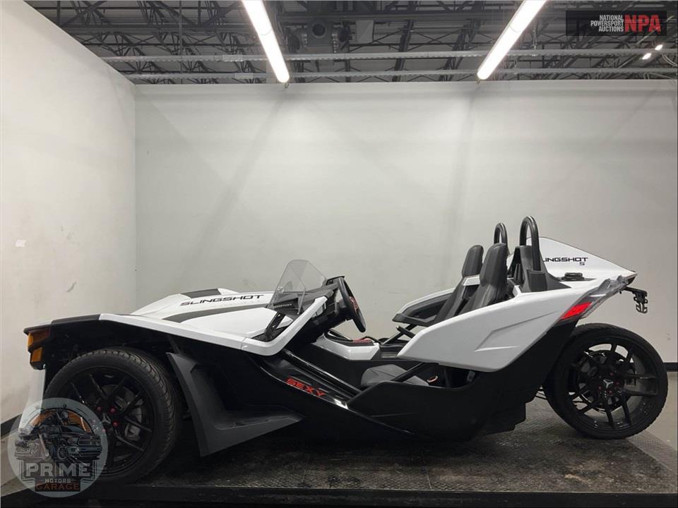 2021 Polaris SLINGSHOT S WITH TECHNOLOGY PACKAGE AUTODRIVE — фото 3
