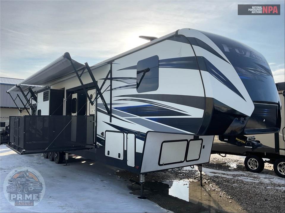 2019 Keystone Rv M-424 - FUZION TOY HAULER TOY HAULER SERIES — фото 1