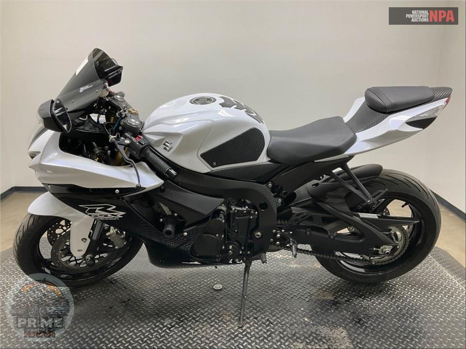 2020 Suzuki GSX-R750M0 — фото 3
