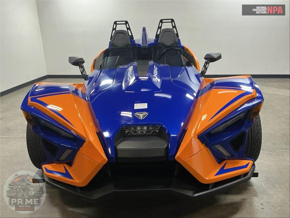 2021 Polaris SLINGSHOT R AUTODRIVE — фото 2