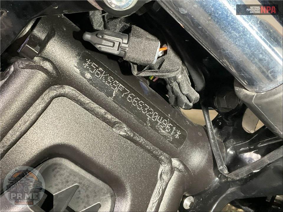 2025 Indian Motorcycle SPORT SCOUT LIMITED WITH TECHOLOGY PACKAGE (COLOR) — фото 17