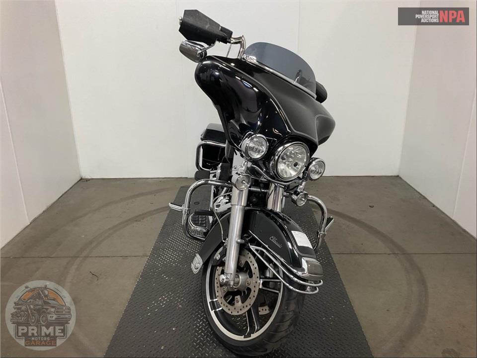 2013 Harley-Davidson FLHTC ELECTRA GLIDE CLSC — фото 2