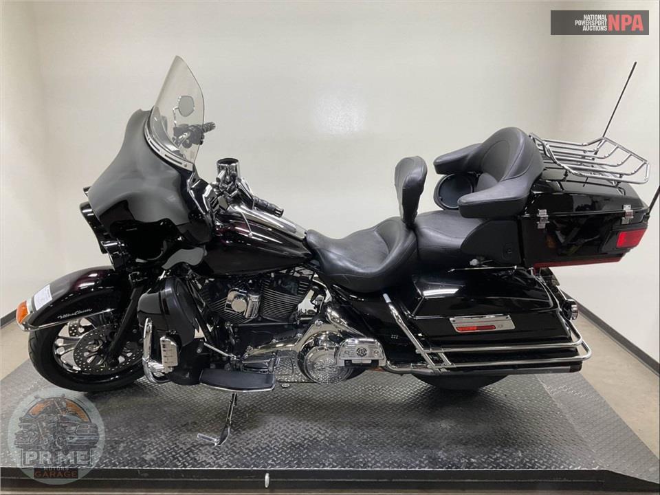 2008 Harley-Davidson FLHTCU ULTRA CLASSIC ELECTRA GLIDE — фото 3