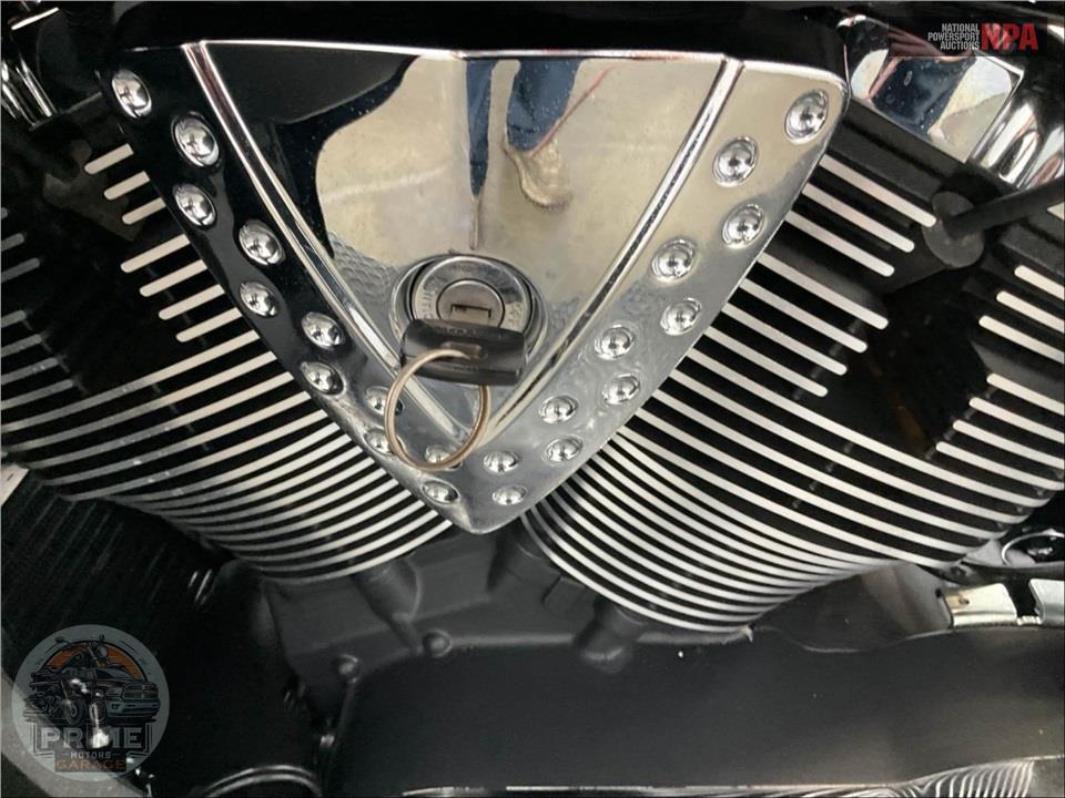 2015 Victory Motorcycles CROSS COUNTRY TOUR — фото 11