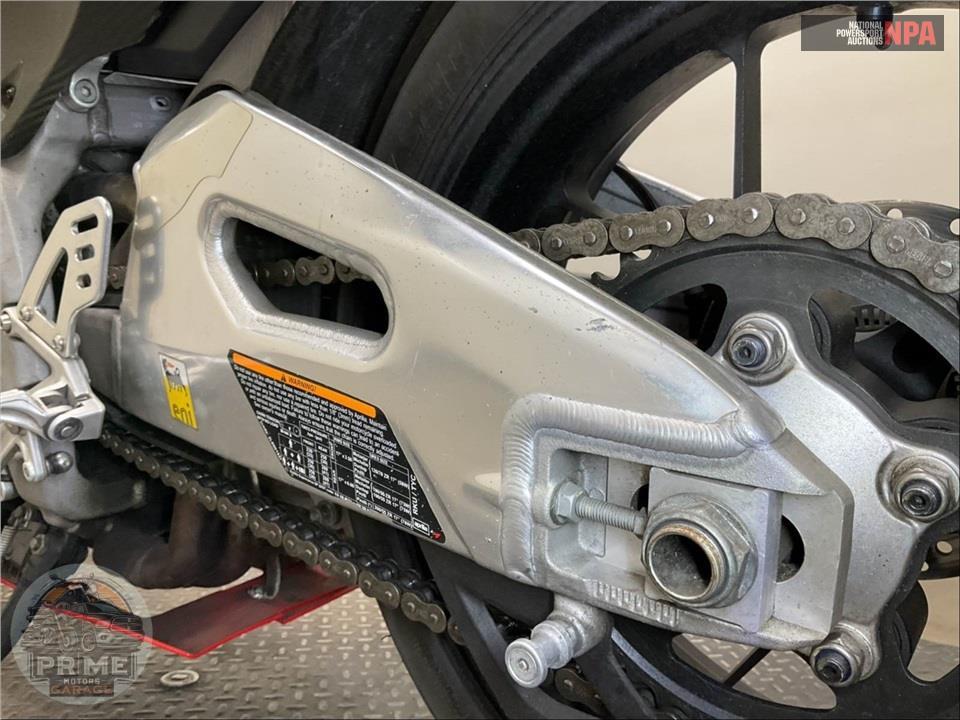 2014 Aprilia RSV4 FACTORY APRC — фото 27