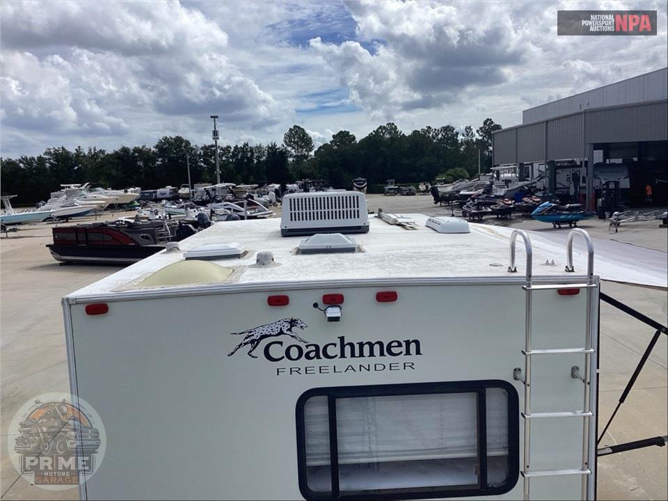2010 Coachmen By Forest River M-21 QB CHEVROLET 6.0 LITER V8 - FREELANDER SERIES — фото 32